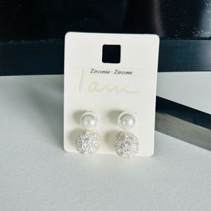 Pearl Earrings set of 2